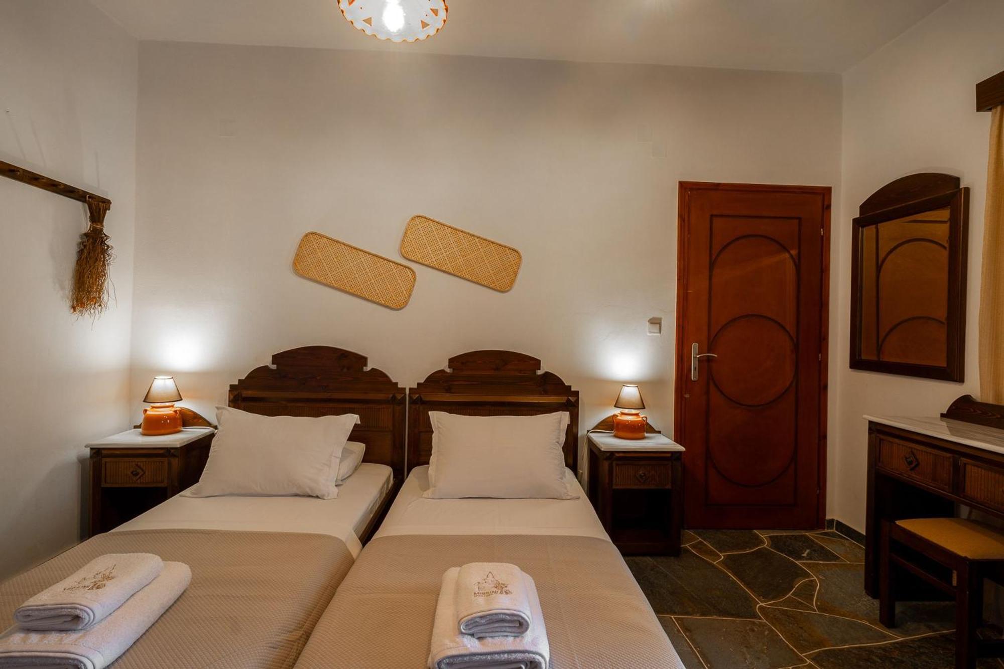 Mirsini Apartments In Sifnos Vathi  Eksteriør bilde